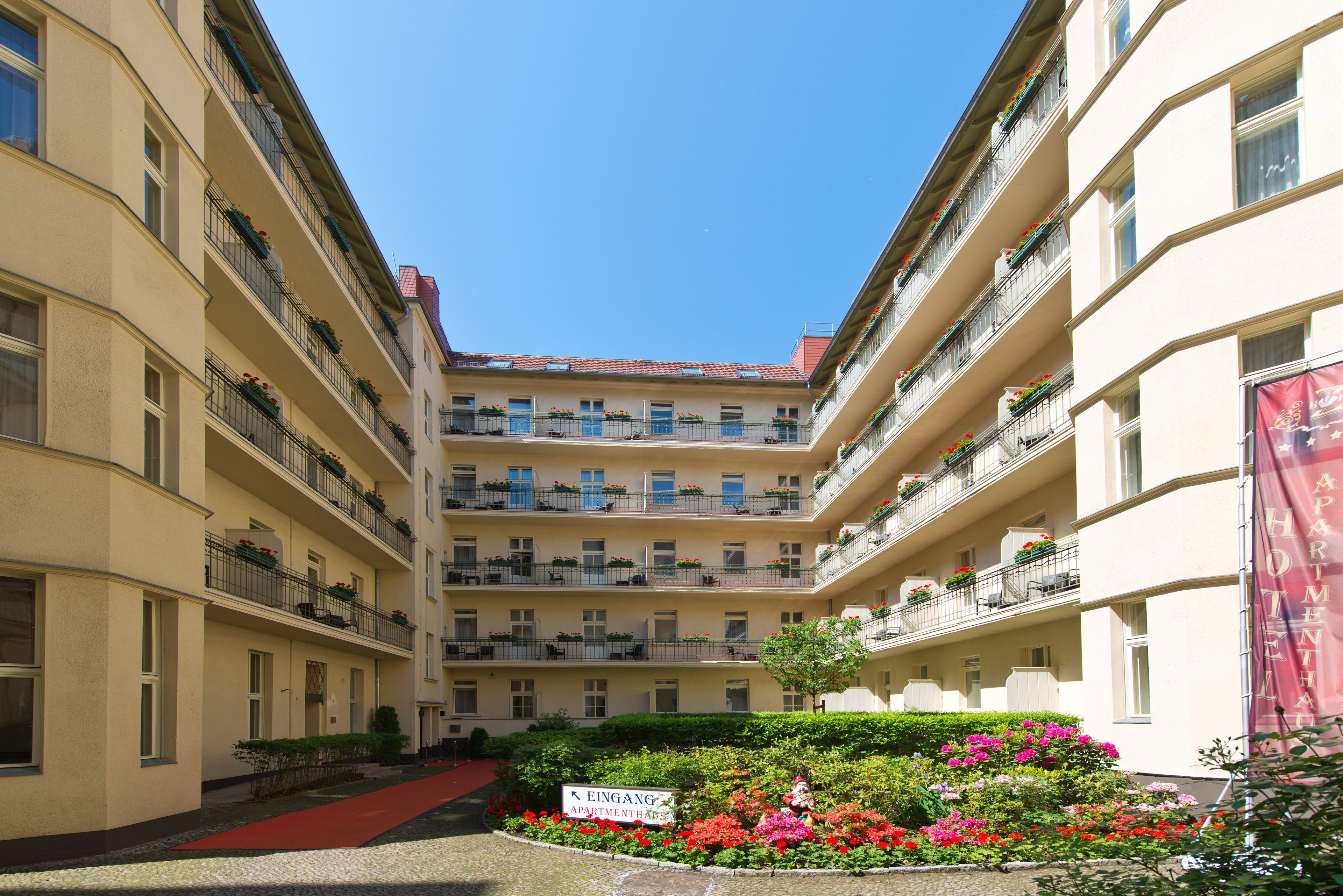 Hotel & Apartments Zarenhof Berlin Prenzlauer Berg — Foto’s 1